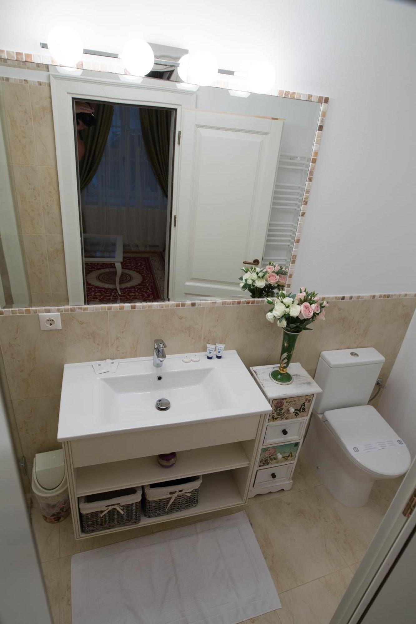 Baroc Apartments & Studio Sibiu Phòng bức ảnh