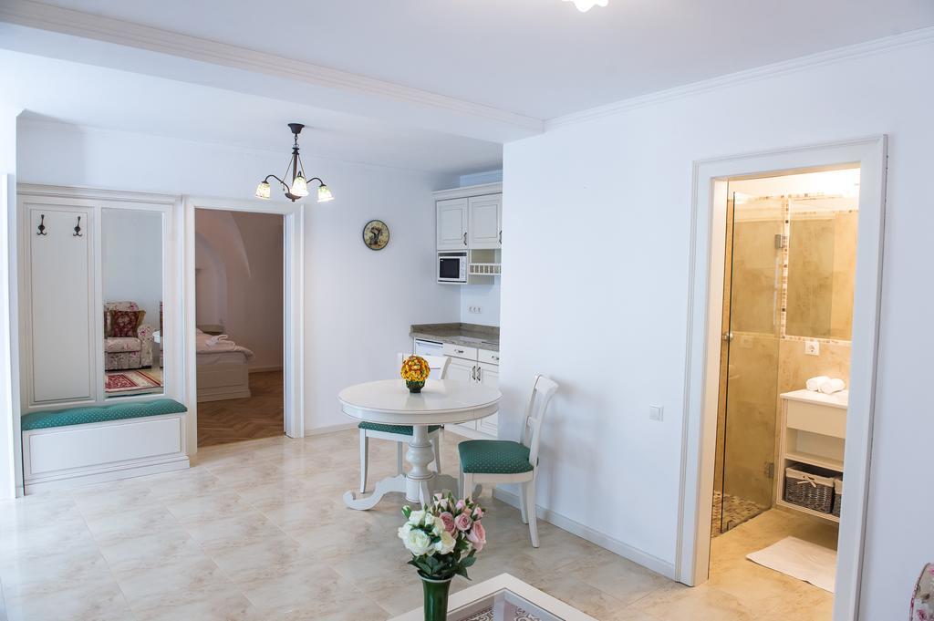 Baroc Apartments & Studio Sibiu Ngoại thất bức ảnh