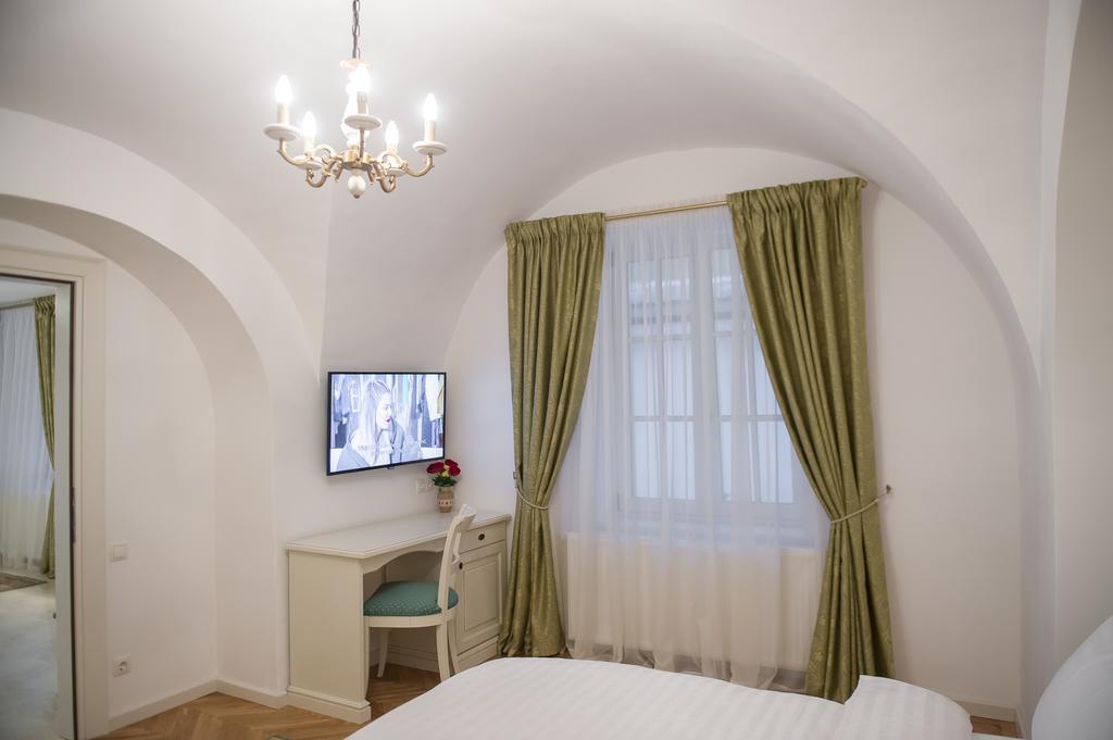 Baroc Apartments & Studio Sibiu Ngoại thất bức ảnh