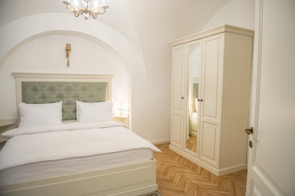 Baroc Apartments & Studio Sibiu Ngoại thất bức ảnh